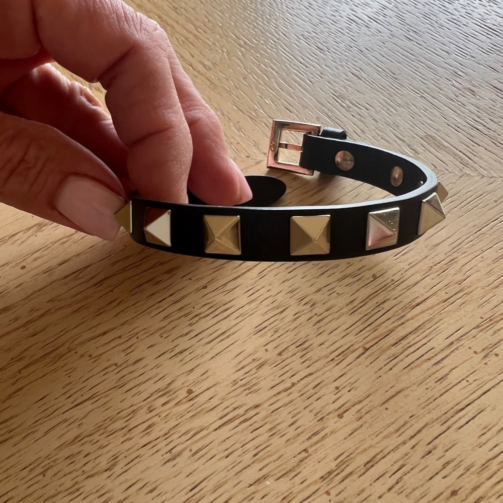 Valentino Rockstud Leather Bracelet - Picture 10 of 10
